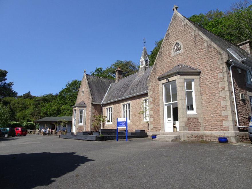 St. Brelade's College - Schulgebäude